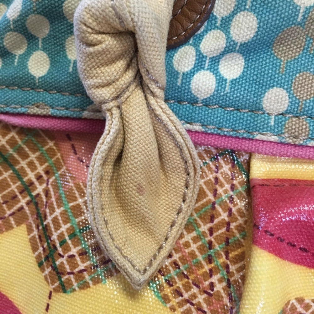 Fossil Key Per Tulip Flower Coated Canvas Purse - image 6